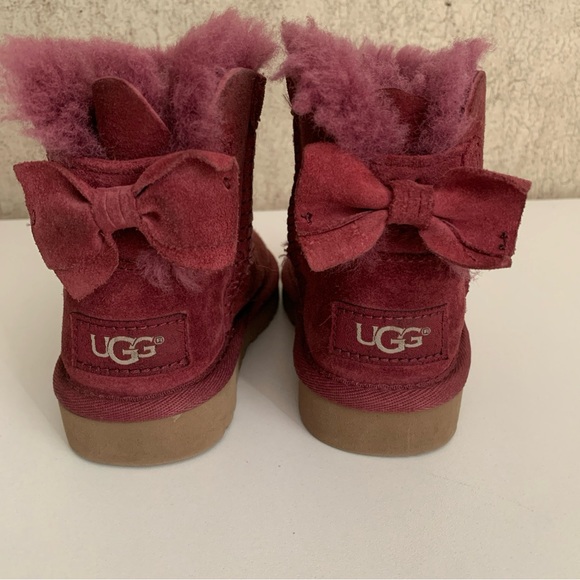 UGG Toddler Boots Bailey Bow Burgundy Plush Lined Footwear 6 Winter Snow Boots - Picture 3 of 9